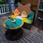 Chez Kin